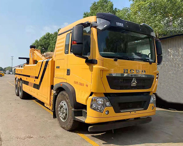 重汽豪沃后双桥拖吊连体清障车